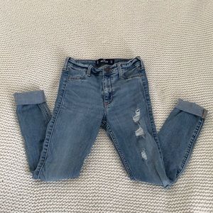 Hollister High Rise Crop Jegging